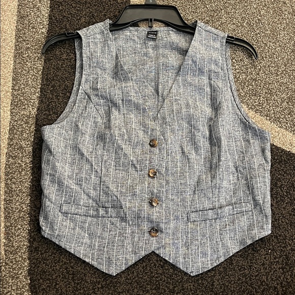 SHEIN Tops - SHEIN Petite Blue Pinstripe Tailored Vest Size PM